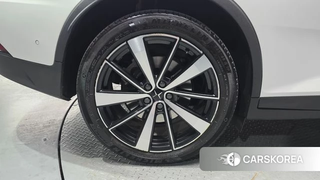 Polestar Polestar 2 id 3941138 из Кореи 16