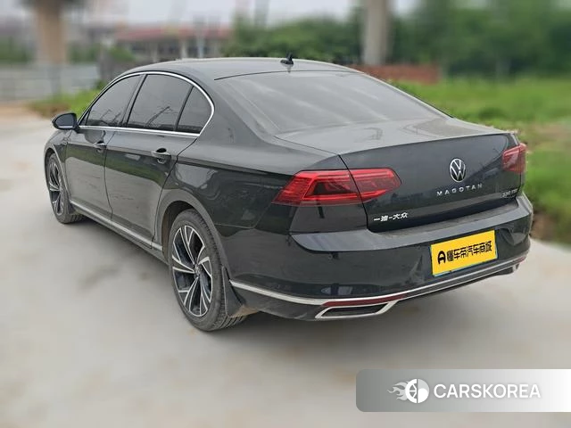 Volkswagen Magotan 2022 Черный из Китая, фото 5