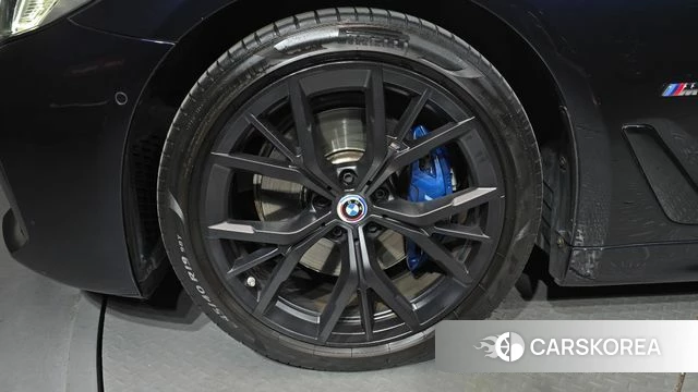 BMW 5 Series (G30) id 4324612 из Кореи 29
