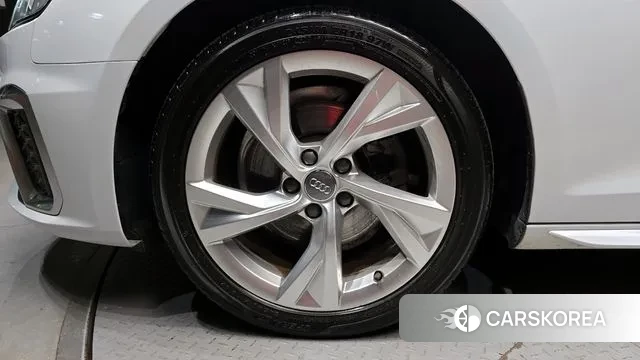 Audi A4 (B9) id 2999401 из Кореи 15