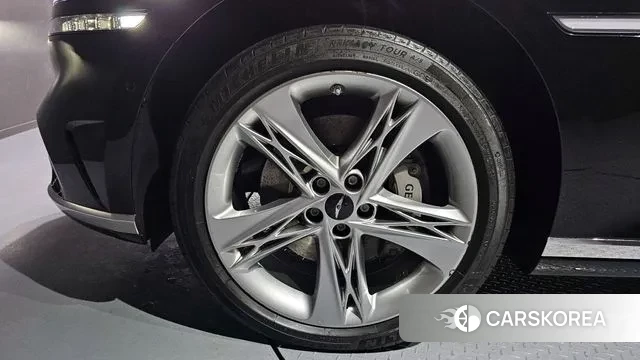 Genesis G90 (RS4) id 3740158 из Кореи 15