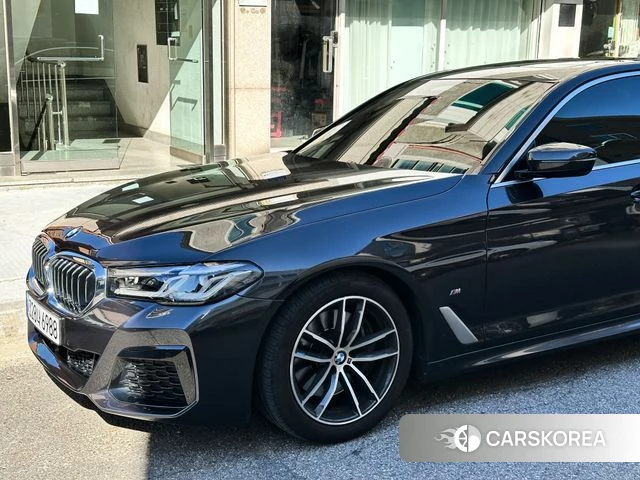 BMW 5 Series (G30) 2022 Серый из Кореи, фото 5