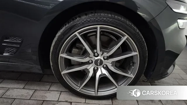 Genesis The New G70 id 2931461 из Кореи 15