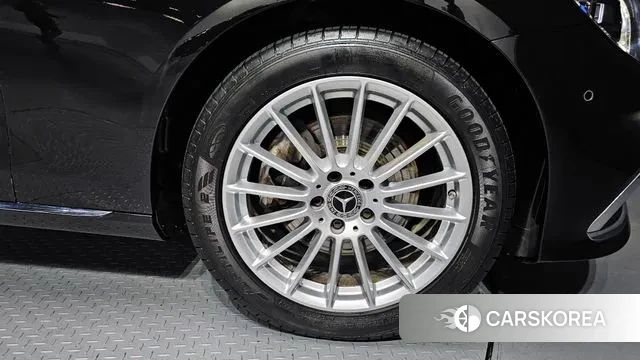 Mercedes-Benz E-Class W213 id 3712552 из Кореи 15