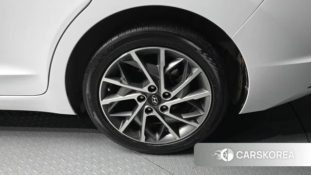 Hyundai The New Avante AD id 3911722 из Кореи 15