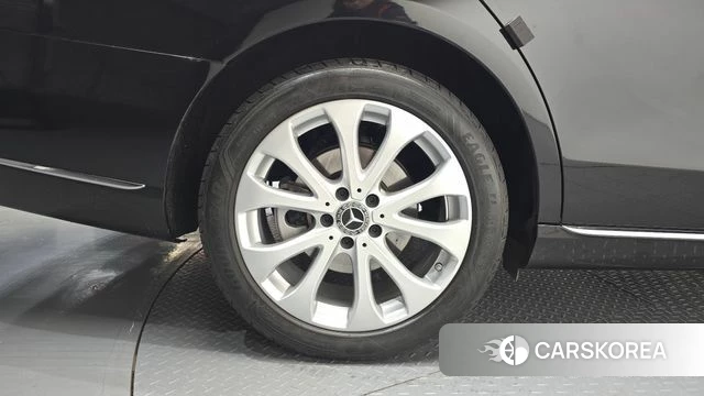 Mercedes-Benz E-Class W213 id 4552040 из Кореи 26