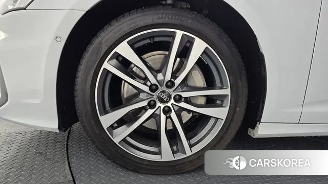 Audi A6 (C8) id 3581526 из Кореи 15