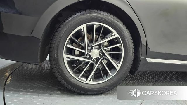 Hyundai The New Grandeur IG id 4895041 из Кореи 27