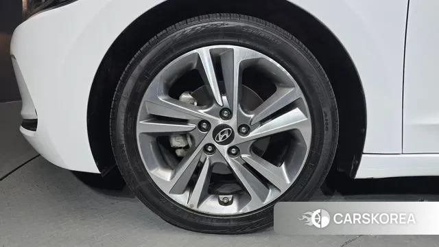 Hyundai Avante AD 2018 Белый из Кореи, фото 5