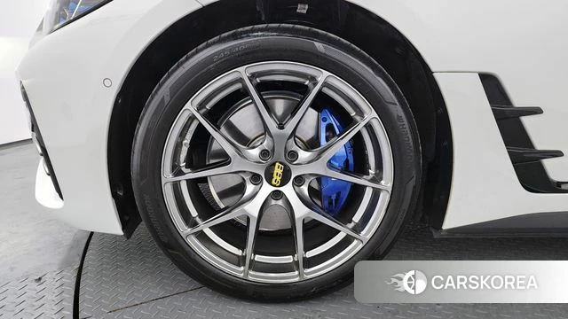 BMW i4 id 3883768 из Кореи 15
