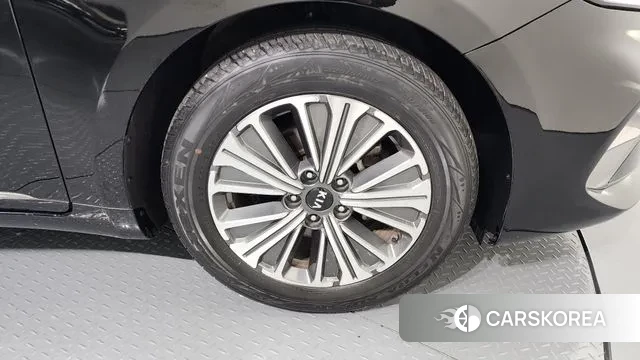 Kia K7 Premier Hybrid id 3509264 из Кореи 15