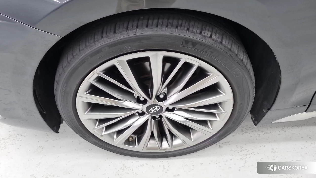 Hyundai Grandeur IG id 4698630 из Кореи 13