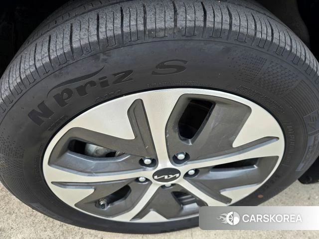 Kia Niro Plus id 4706719 из Кореи 14