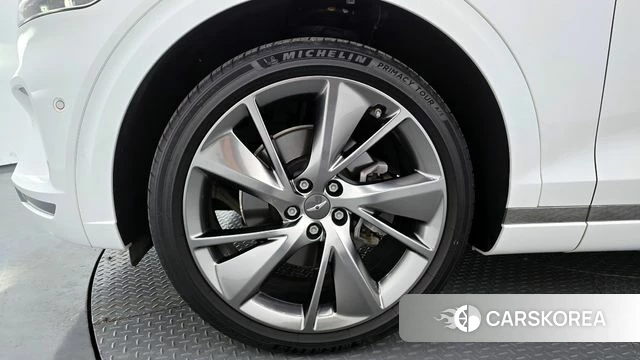 Genesis GV70 id 4309896 из Кореи 27
