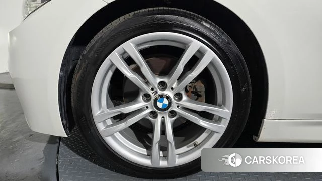 BMW 3 Series (F30) id 4020437 из Кореи 15