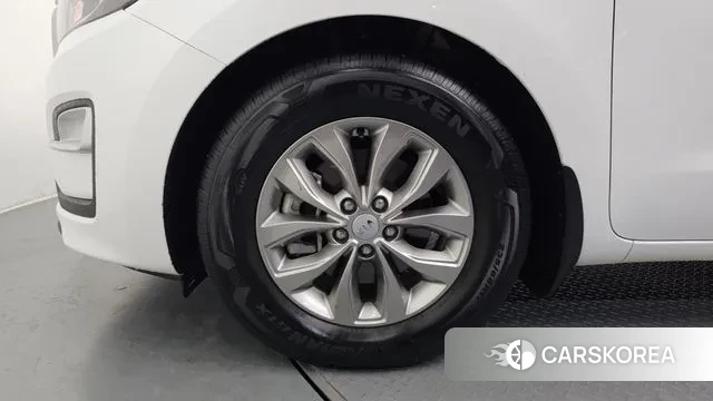 Kia The New Carnival id 3418009 из Кореи 15