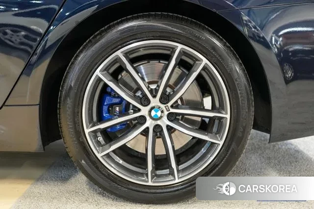 BMW 5 Series (G30) id 3717470 из Кореи 15