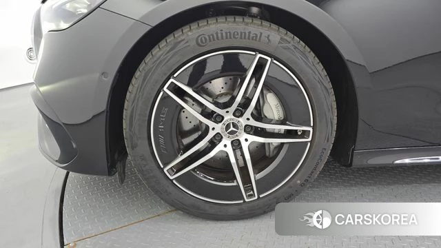 Mercedes-Benz E-Class W214 id 4897768 из Кореи 15