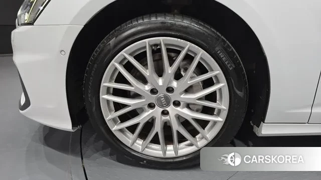 Audi A6 (C8) id 3319008 из Кореи 15