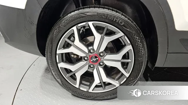 Kia Seltos id 3572498 из Кореи 15