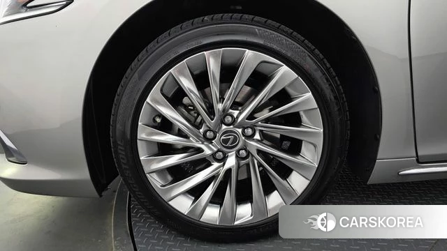 Lexus ES300h 7th generation id 4681596 из Кореи 15
