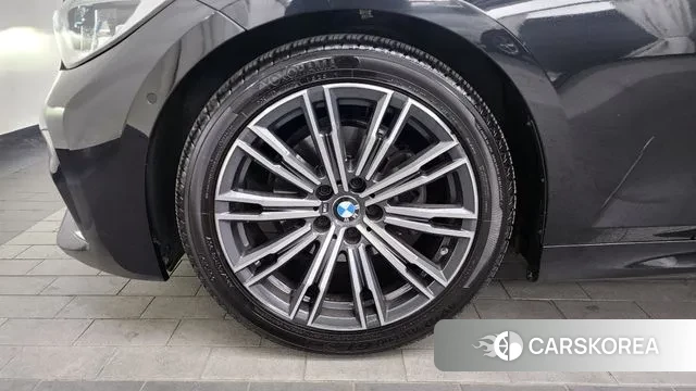 BMW 3 Series (G20) id 3557166 из Кореи 16