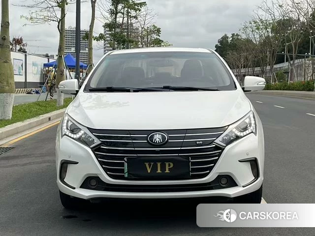 BYD Qin Yu 2018 Белый из Китая, фото 5
