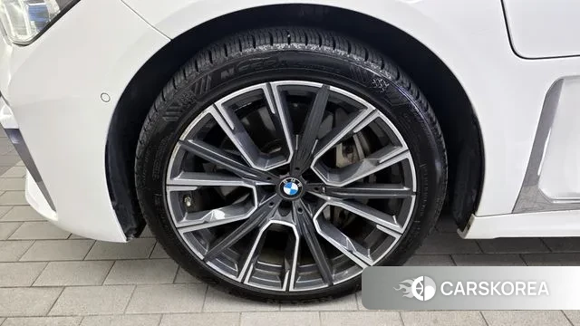 BMW 7 Series (G11) id 3412281 из Кореи 15