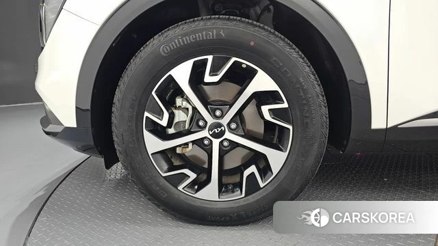 Kia Sportage 5th Generation Hybrid id 4739501 из Кореи 32
