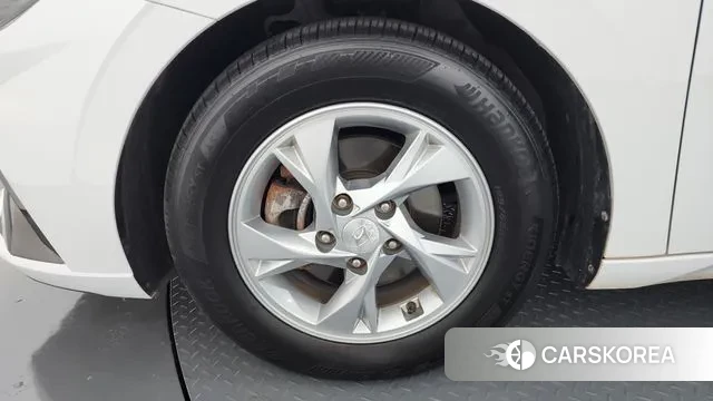 Hyundai Avante (CN7) id 3356288 из Кореи 15