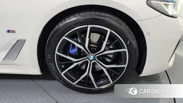 BMW 5 Series (G30) id 3342166 из Кореи 15