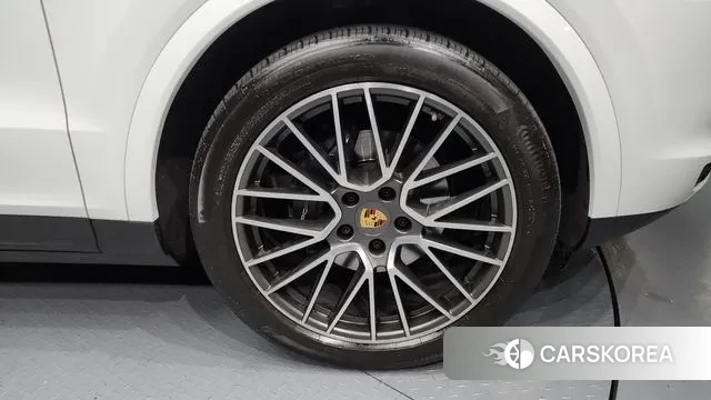 Porsche Cayenne (PO536) id 3620277 из Кореи 15