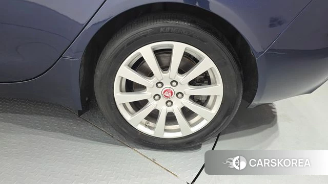 Jaguar XE id 4638145 из Кореи 25
