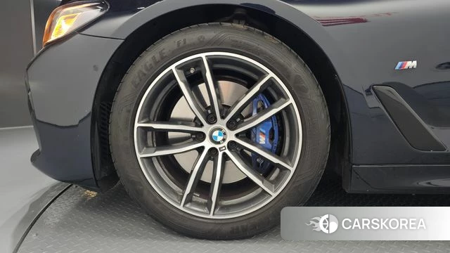 BMW 5 Series (G30) id 4675539 из Кореи 29