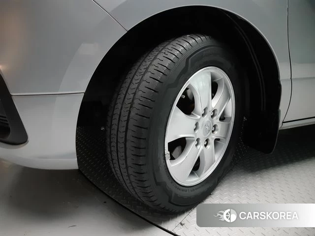 Hyundai The New Grand Starex id 4930915 из Кореи 15