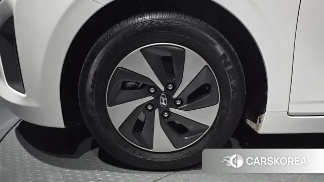 Hyundai Ionic Hybrid id 3444823 из Кореи 15