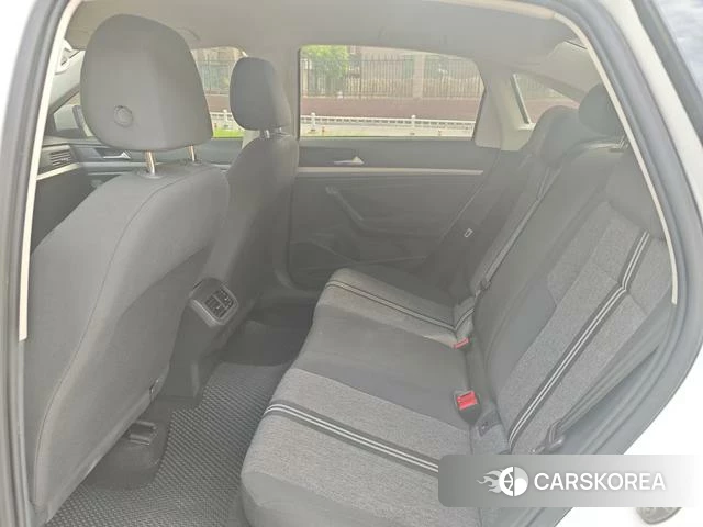 Volkswagen Lavida 2022 Белый из Китая, фото 5