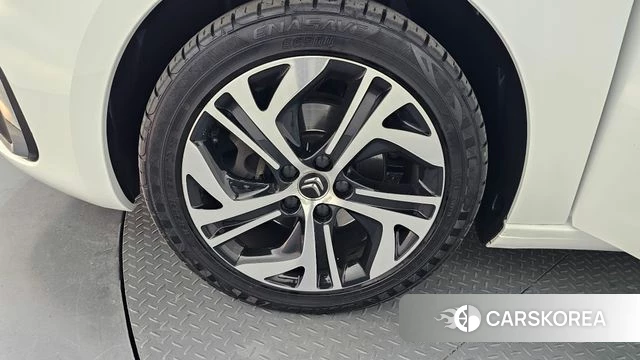 Citroen / DS Grand C4 Picasso id 3943028 из Кореи 15