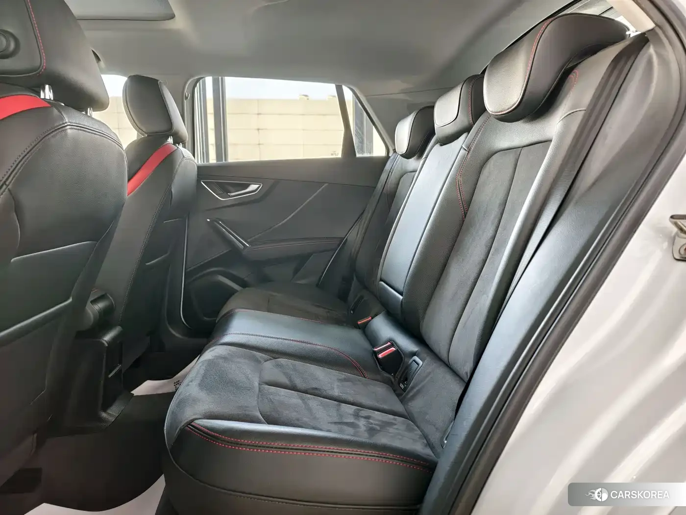 Audi Q2L id 4583626 из Китая 10