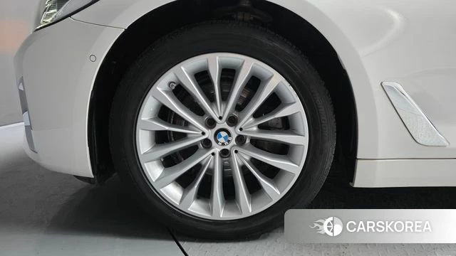 BMW 5 Series (G30) id 4741278 из Кореи 29