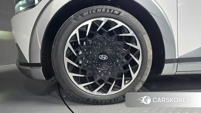 Hyundai Ionic 5 id 3787678 из Кореи 15