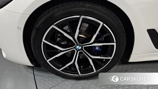 BMW 5 Series (G30) id 2963927 из Кореи 15