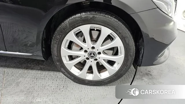 Mercedes-Benz E-Class W213 id 3449181 из Кореи 15