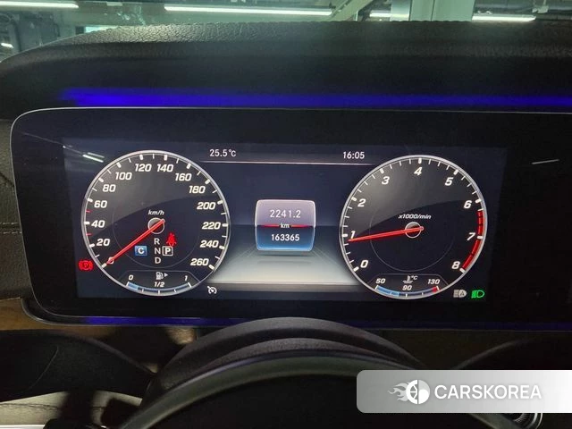 Mercedes-Benz E-Class W213 2019 Черный из Кореи, фото 5