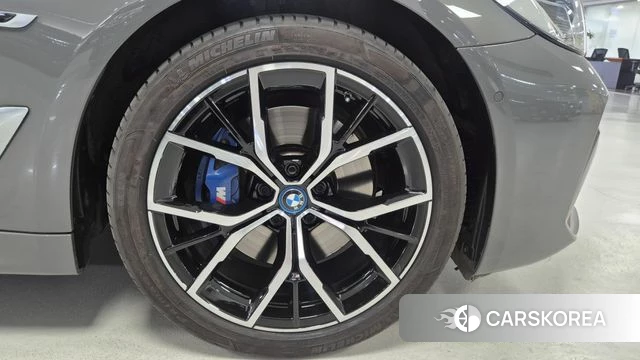 BMW 5 Series (G30) id 4255052 из Кореи 15
