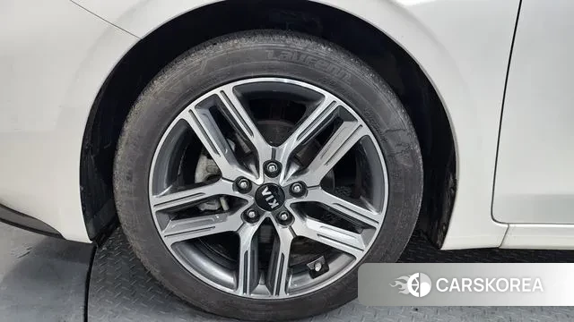 Kia Come New K3 id 3616862 из Кореи 15