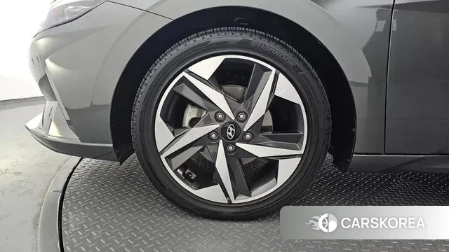 Hyundai Avante (CN7) id 3324514 из Кореи 15