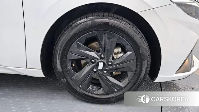 Hyundai Avante Hybrid (CN7) id 3406501 из Кореи 15