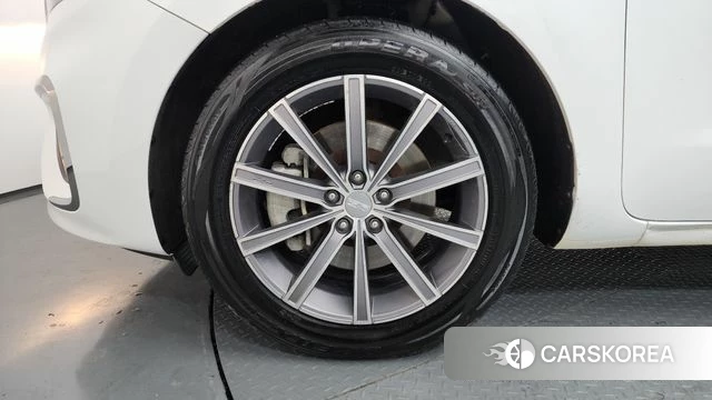 Kia The New Carnival id 3808318 из Кореи 15