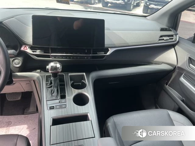 Toyota Saina id 3944878 из Китая 19